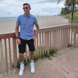 Meet your Posher, Alexandre